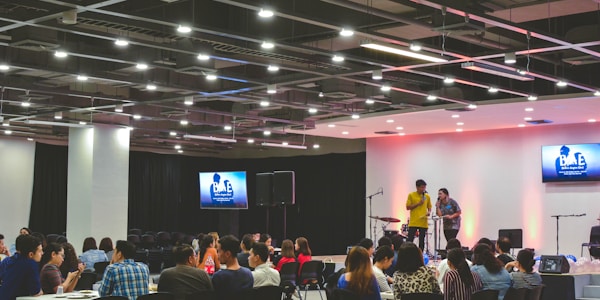 Leadership workshop for young adults focusing on communication and teamwork skills